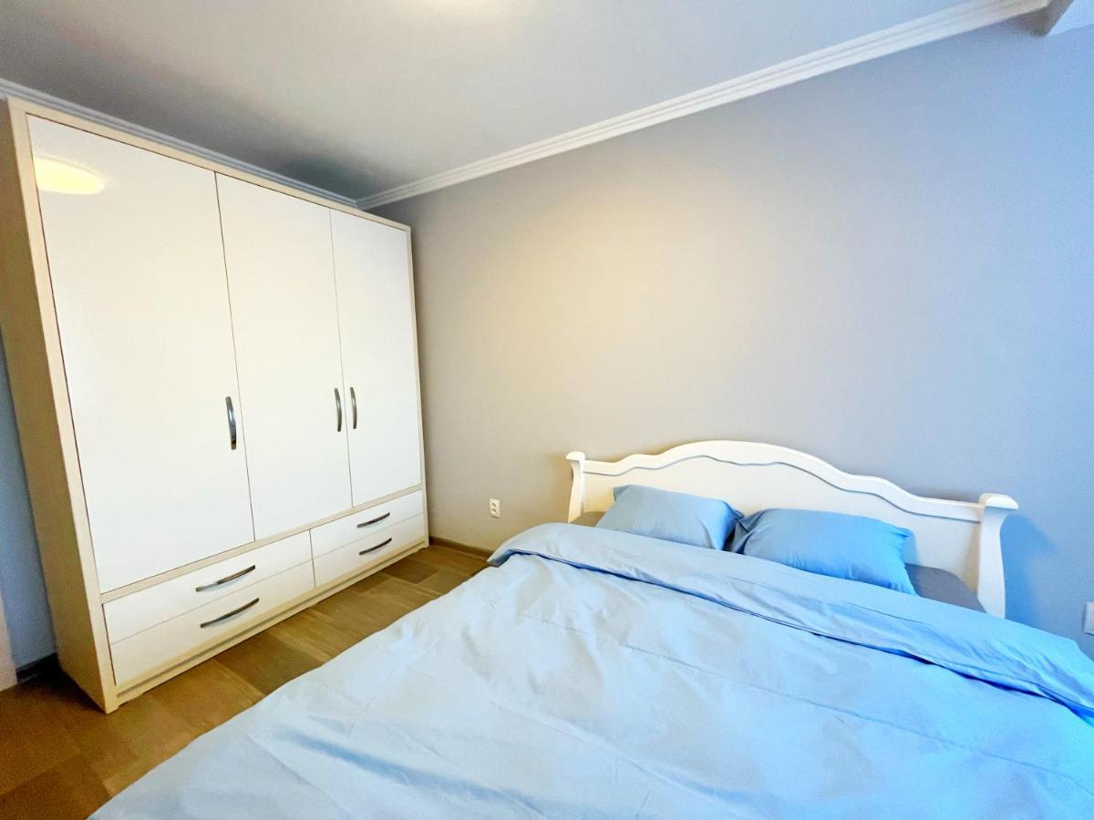 Luxury Central Flat Chisinau Exterior foto