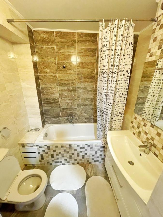 Luxury Central Flat Chisinau Exterior foto